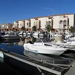 Appartamento 2 Pièces Face à La Avec Terrasse, Parking Privé Et Wifi à - Fr-1-338-526